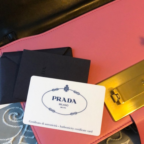 Sale! New Authentic Prada floral bag - Picture 15 of 16